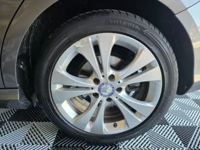 Mercedes-Benz B 180 2015 - 14490 EUR, 178000 km - AUTO.MOTO.pt - 178000km - foto 14 de 16