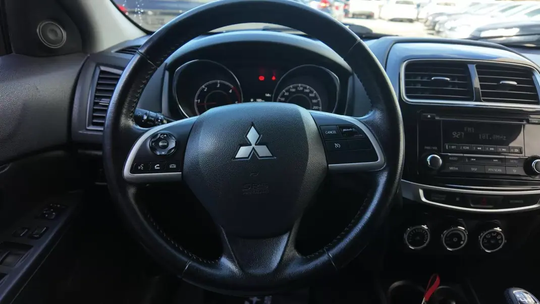 Mitsubishi ASX 2014 - 12500 EUR, 246233 km - AUTO.MOTO.pt - 246233km - foto 11 de 19