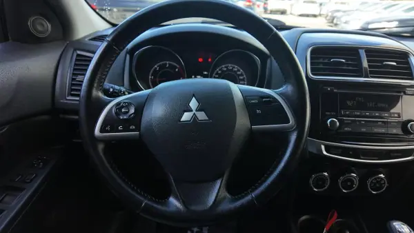 Mitsubishi ASX 2014 - 12500 EUR, 246233 km - AUTO.MOTO.pt - 246233km - foto 11 de 19
