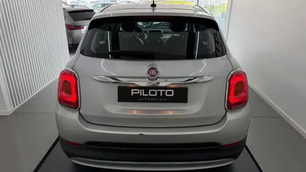 Fiat 500X 2016 - 9990 EUR, 153299 km - AUTO.MOTO.pt - 153299km - foto 8 de 22