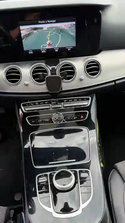 Mercedes-Benz E 220 2017 - 15500 EUR, 450000 km - AUTO.MOTO.pt - 450000km - foto 14 de 24