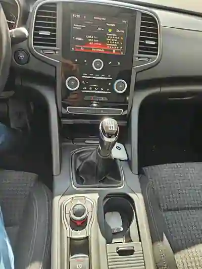 Renault Talisman Sport Tourer 2018 - 15750 EUR, 107000 km - AUTO.MOTO.pt - 107000km - foto 7 de 10