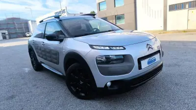 Citroën C4 Cactus 2015 - 9900 EUR, 158000 km - AUTO.MOTO.pt - 158000km - foto 11 de 22