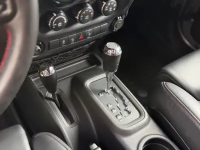Jeep Wrangler Unlimited 2014 - 78500 EUR, 95000 km - 95000km - foto 23 de 31