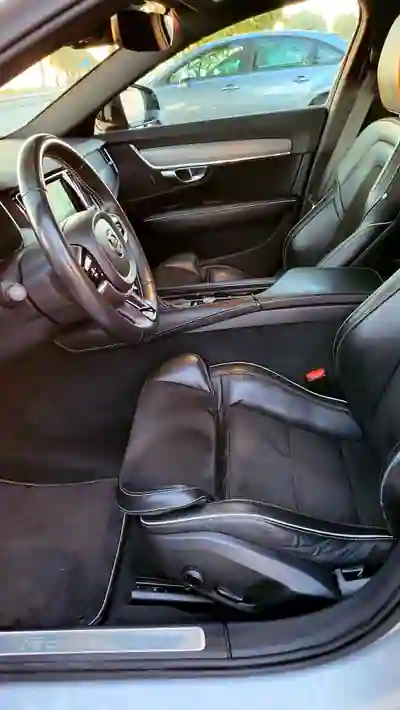 Volvo V90 2018 - 20000 EUR, 185000 km - 185000km - foto 6 de 15