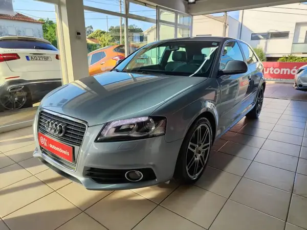 Audi A3 2010 - 10350 EUR, 259000 km - AUTO.MOTO.pt - 259000km - foto 5 de 31