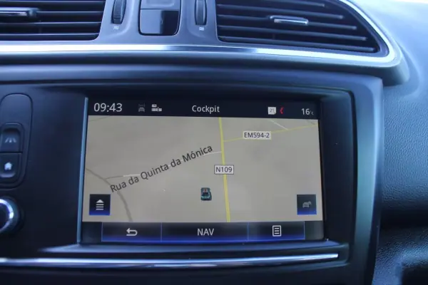 Renault Kadjar 2016 - 14500 EUR, 192000 km - AUTO.MOTO.pt - 192000km - foto 8 de 20
