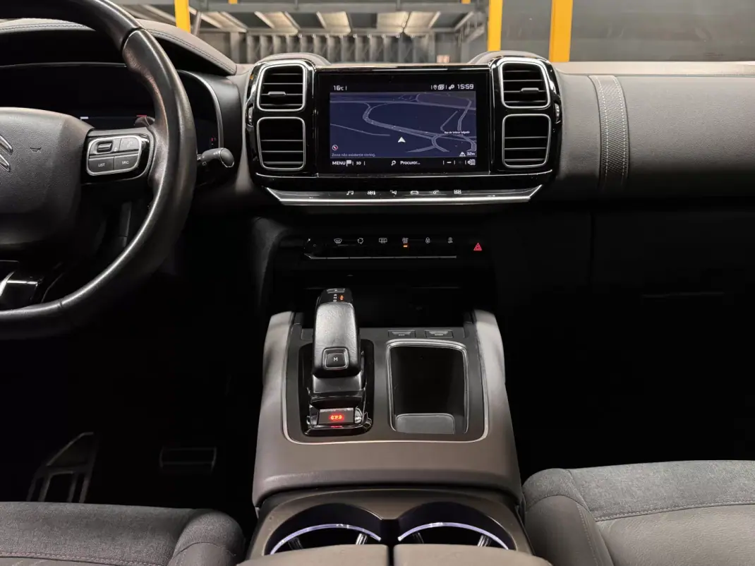 Citroën C5 Aircross 2021 - 20990 EUR, 155900 km - AUTO.MOTO.pt - 155900km - foto 20 de 37