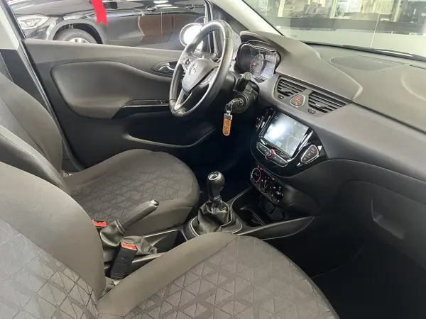 Opel Corsa 2019 - 8900 EUR, 116729 km - AUTO.MOTO.pt - 116729km - foto 16 de 22