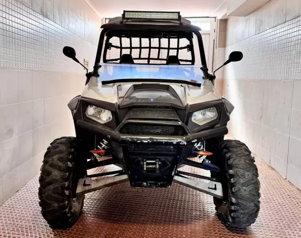 Polaris RZR 800 S 2011 Gasolina