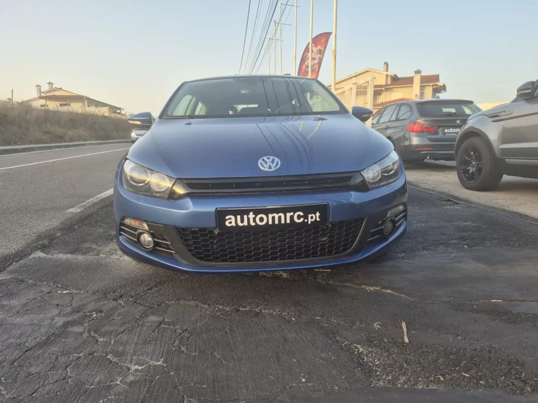 Volkswagen Scirocco 2010 - 10900 EUR, 165500 km - 165500km - foto 5 de 32