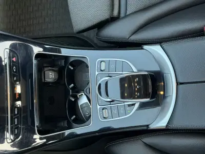 Mercedes-Benz C 220 2019 - 24990 EUR, 171306 km - AUTO.MOTO.pt - 171306km - foto 15 de 24