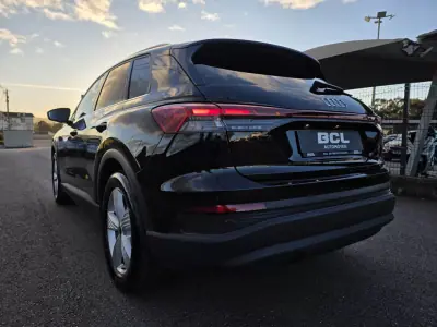Audi Q4 e-tron 2022 - 36990 EUR, 56000 km - AUTO.MOTO.pt - 56000km - foto 10 de 42