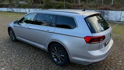 Volkswagen Passat Variant 2021 - 20900 EUR, 148000 km - AUTO.MOTO.pt - 148000km - foto 13 de 20