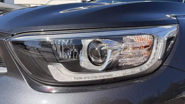 Kia Stonic 2020 - 13500 EUR, 94712 km - AUTO.MOTO.pt - 94712km - foto 6 de 16