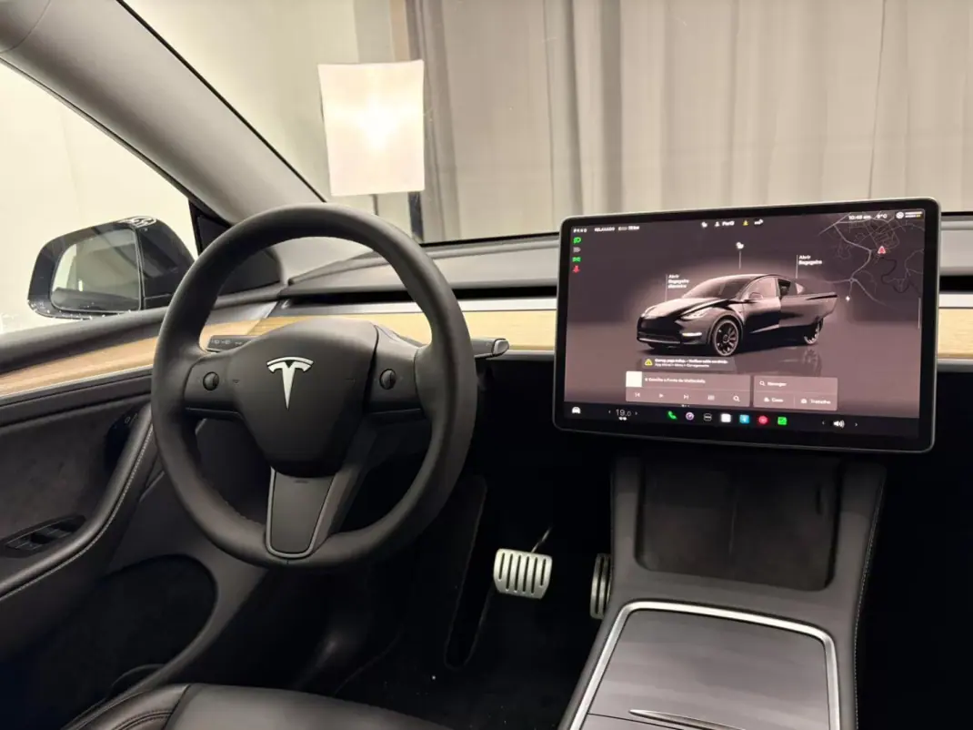 Tesla Model Y 2022 - 32500 EUR, 166000 km - 166000km - foto 15 de 21