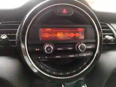 MINI One 2017 - 11950 EUR, 170000 km - AUTO.MOTO.pt - 170000km - foto 6 de 11
