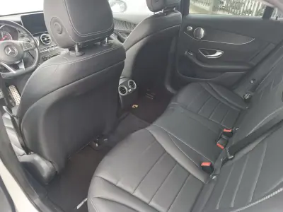 Mercedes-Benz GLC 350 2017 - 42500 EUR, 85000 km - AUTO.MOTO.pt - 85000km - foto 34 de 37