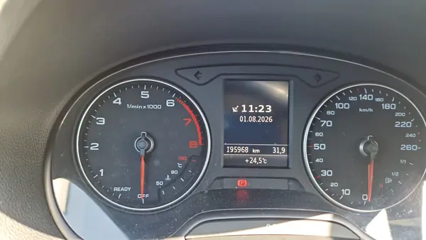 Audi Q2 2017 - 16000 EUR, 196000 km - AUTO.MOTO.pt - 196000km - foto 3 de 11
