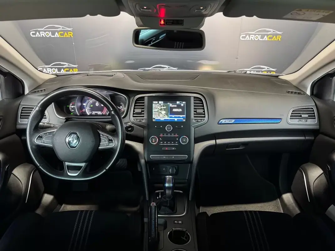 Renault Mégane Sport Tourer 2019 - 15950 EUR, 99000 km - AUTO.MOTO.pt - 99000km - foto 12 de 22