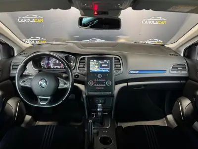 Renault Mégane Sport Tourer 2019 - 15950 EUR, 99000 km - AUTO.MOTO.pt - 99000km - foto 12 de 22