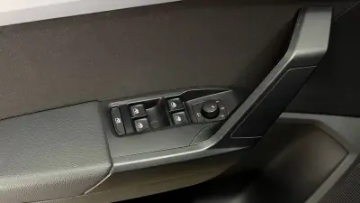 SEAT Ibiza 2024 - 17370 EUR, 27000 km - AUTO.MOTO.pt - 27000km - foto 36 de 43