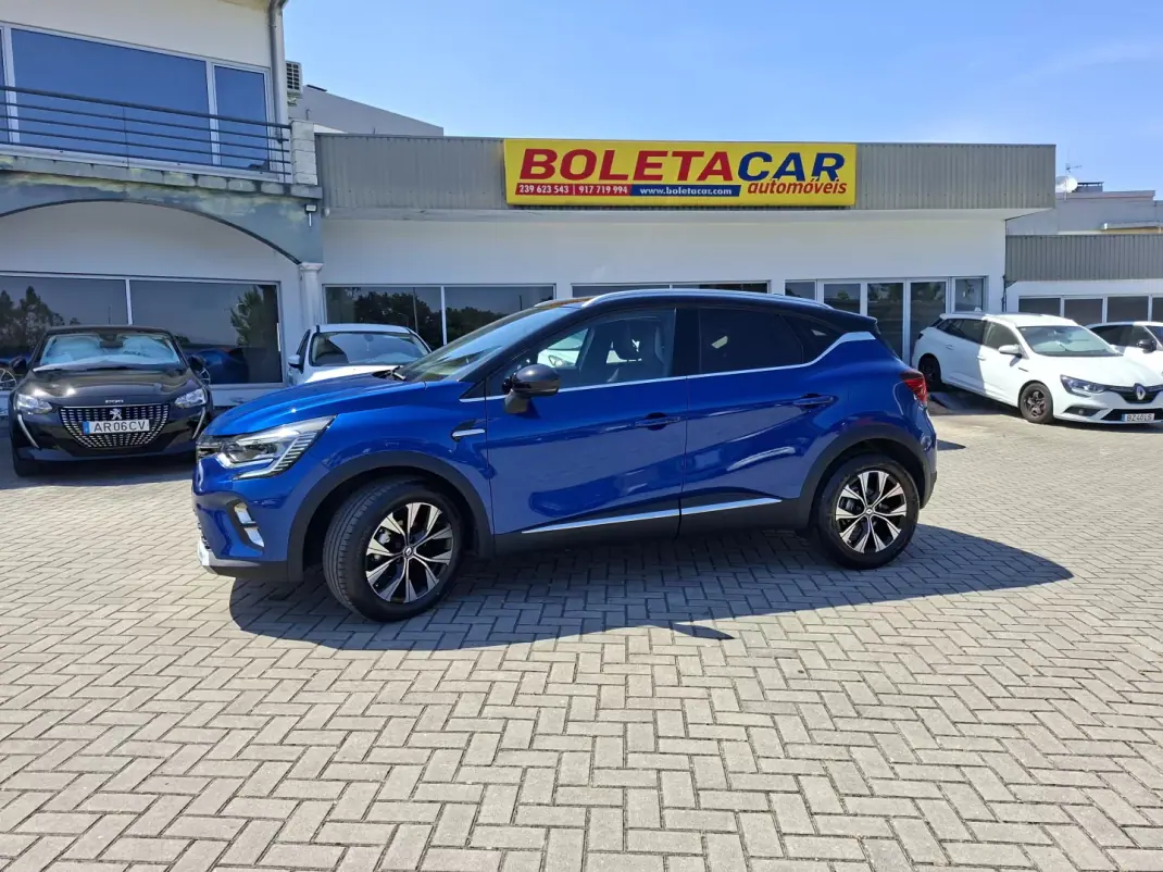 Renault Captur 2022 - 17750 EUR, 60500 km - AUTO.MOTO.pt - 60500km - foto 1 de 29
