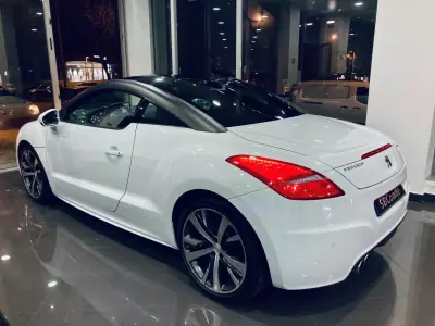 Peugeot RCZ 2015 - 16900 EUR, 79367 km - AUTO.MOTO.pt - 79367km - foto 4 de 18