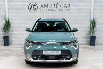 Kia e-Niro 2023 - 27950 EUR, 27488 km - AUTO.MOTO.pt - 27488km - foto 3 de 53