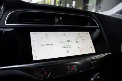 Jaguar I-Pace 2021 - 28750 EUR, 135489 km - AUTO.MOTO.pt - 135489km - foto 33 de 43