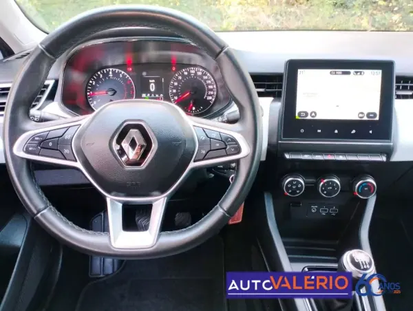 Renault Clio 2023 - 15950 EUR, 55104 km - AUTO.MOTO.pt - 55104km - foto 12 de 31