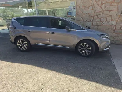 Renault Espace 2017 - 14950 EUR, 206218 km - 206218km - foto 38 de 43