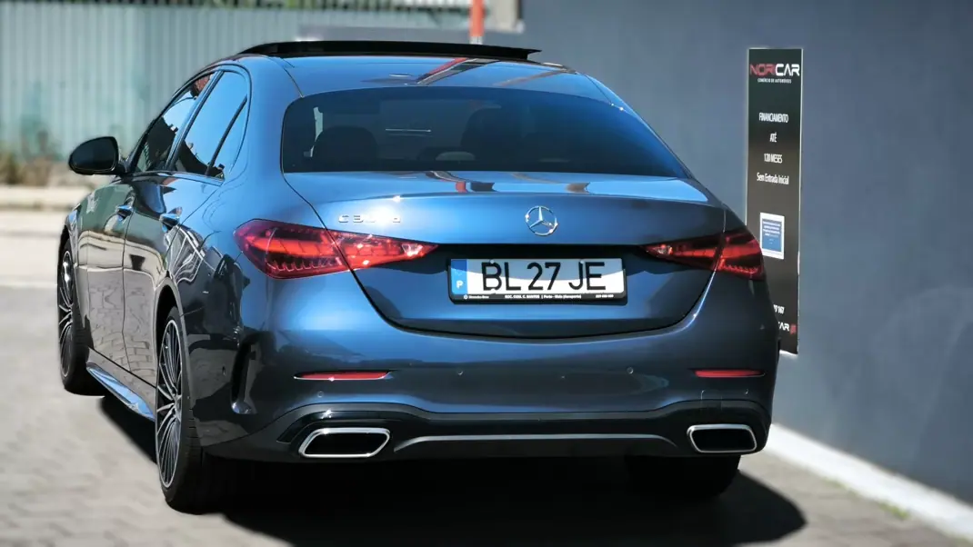 Mercedes-Benz C 300 2024 - 49950 EUR, 27000 km - AUTO.MOTO.pt - 27000km - foto 2 de 12