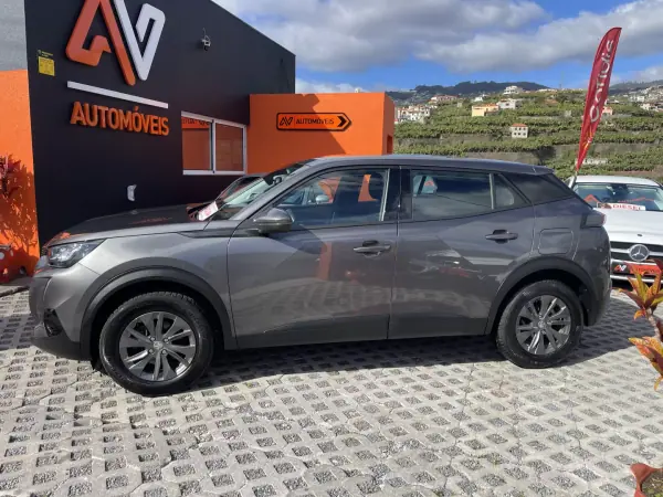 Peugeot 2008 2021 - 17950 EUR, 96530 km - AUTO.MOTO.pt - 96530km - foto 4 de 12