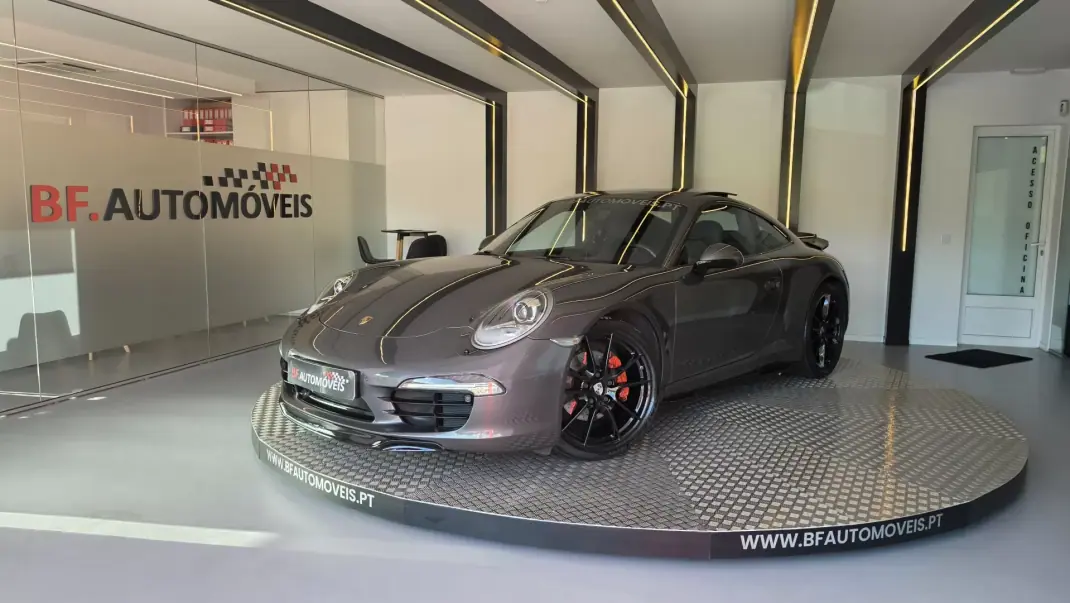 Porsche 911 2012 - 89750 EUR, 89578 km - 89578km - foto 2 de 69