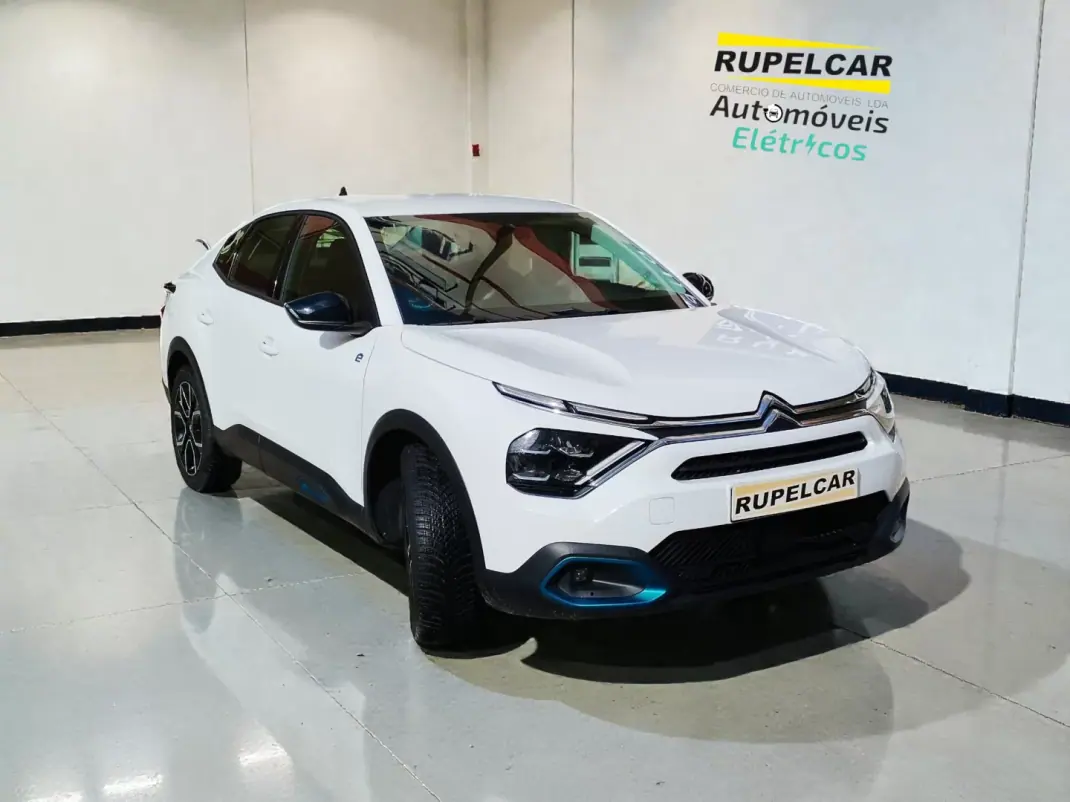 Citroën e-C4 X 2023 - 22500 EUR, 9760 km - AUTO.MOTO.pt - 9760km - foto 1 de 29
