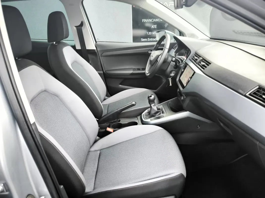 SEAT Arona 2019 - 13950 EUR, 46000 km - AUTO.MOTO.pt - 46000km - foto 25 de 48