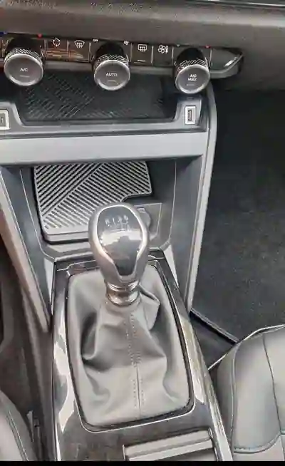 Citroën C4 2024 — foto 4 de 14
