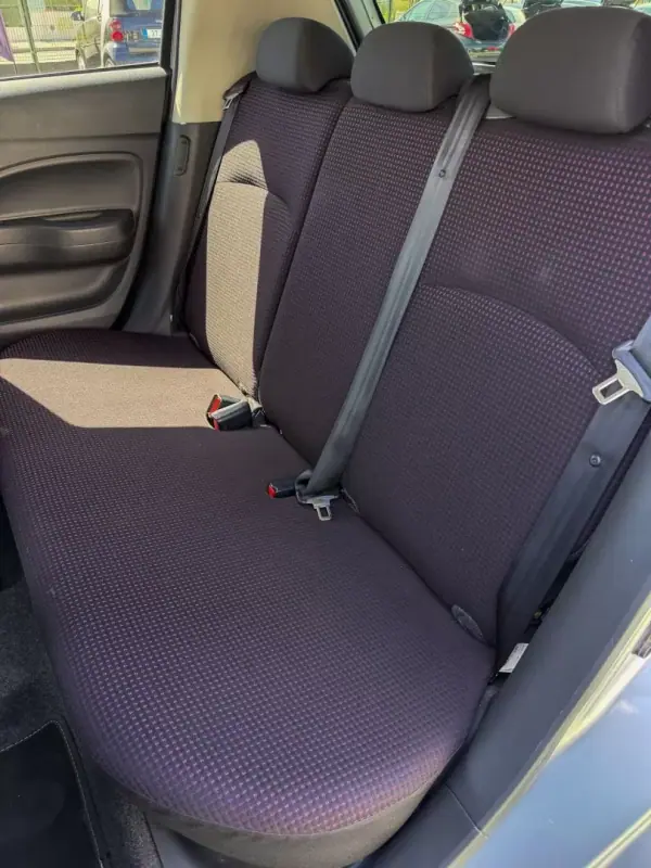 Mitsubishi Space Star 2014 - 7900 EUR, 123000 km - AUTO.MOTO.pt - 123000km - foto 11 de 11