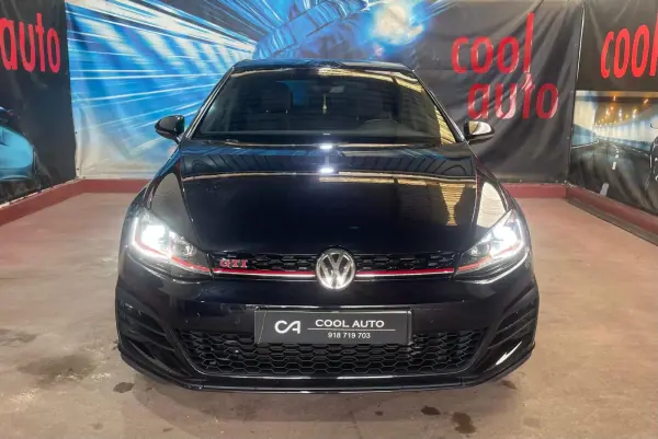 Volkswagen Golf 2019 - 30500 EUR, 106000 km - AUTO.MOTO.pt - 106000km - foto 2 de 47