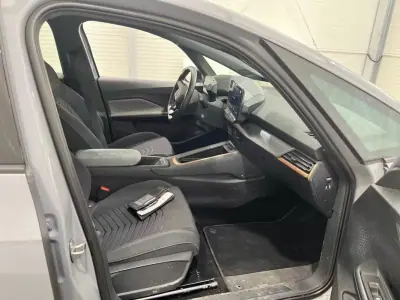 Cupra Born 2024 - 28990 EUR, 60829 km - AUTO.MOTO.pt - 60829km - foto 9 de 11