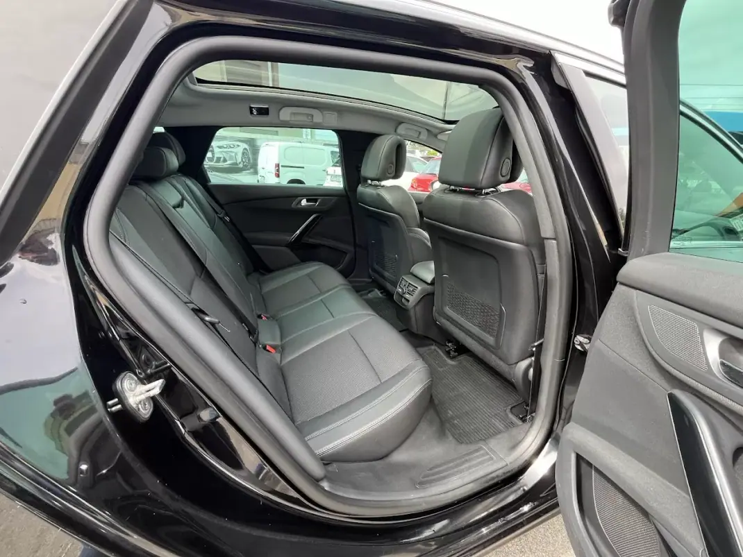 Peugeot 508 SW 2014 - 8450 EUR, 217000 km - AUTO.MOTO.pt - 217000km - foto 36 de 52