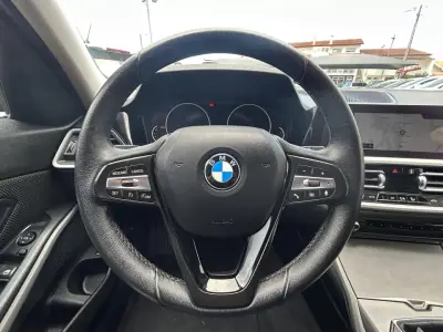 BMW 318 2020 - 23950 EUR, 111517 km - AUTO.MOTO.pt - 111517km - foto 11 de 27