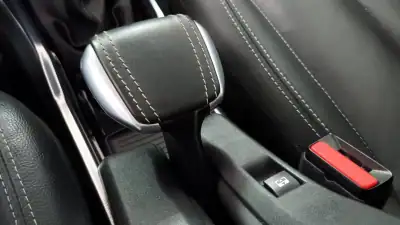 Peugeot 2008 2015 - 11490 EUR, 92490 km - AUTO.MOTO.pt - 92490km - foto 46 de 72