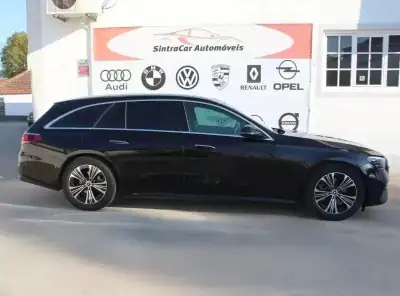 Mercedes-Benz E 220 2023 - 52980 EUR, 40223 km - AUTO.MOTO.pt - 40223km - foto 15 de 41