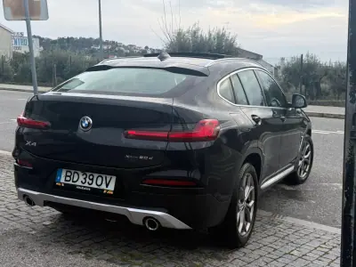 BMW X4 2021 - 45900 EUR, 110000 km - AUTO.MOTO.pt - 110000km - foto 7 de 30