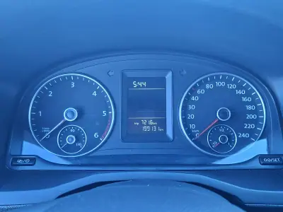 VW Caddy 2018 - 11500 EUR, 199100 km - 199100km - foto 15 de 18