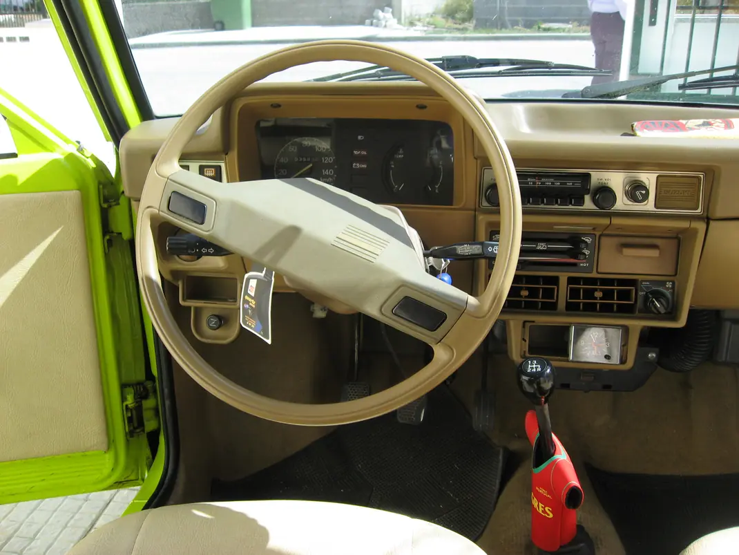 Suzuki Maruti 1988 - 5300 EUR, 66000 km - AUTO.MOTO.pt - 66000km - foto 4 de 11
