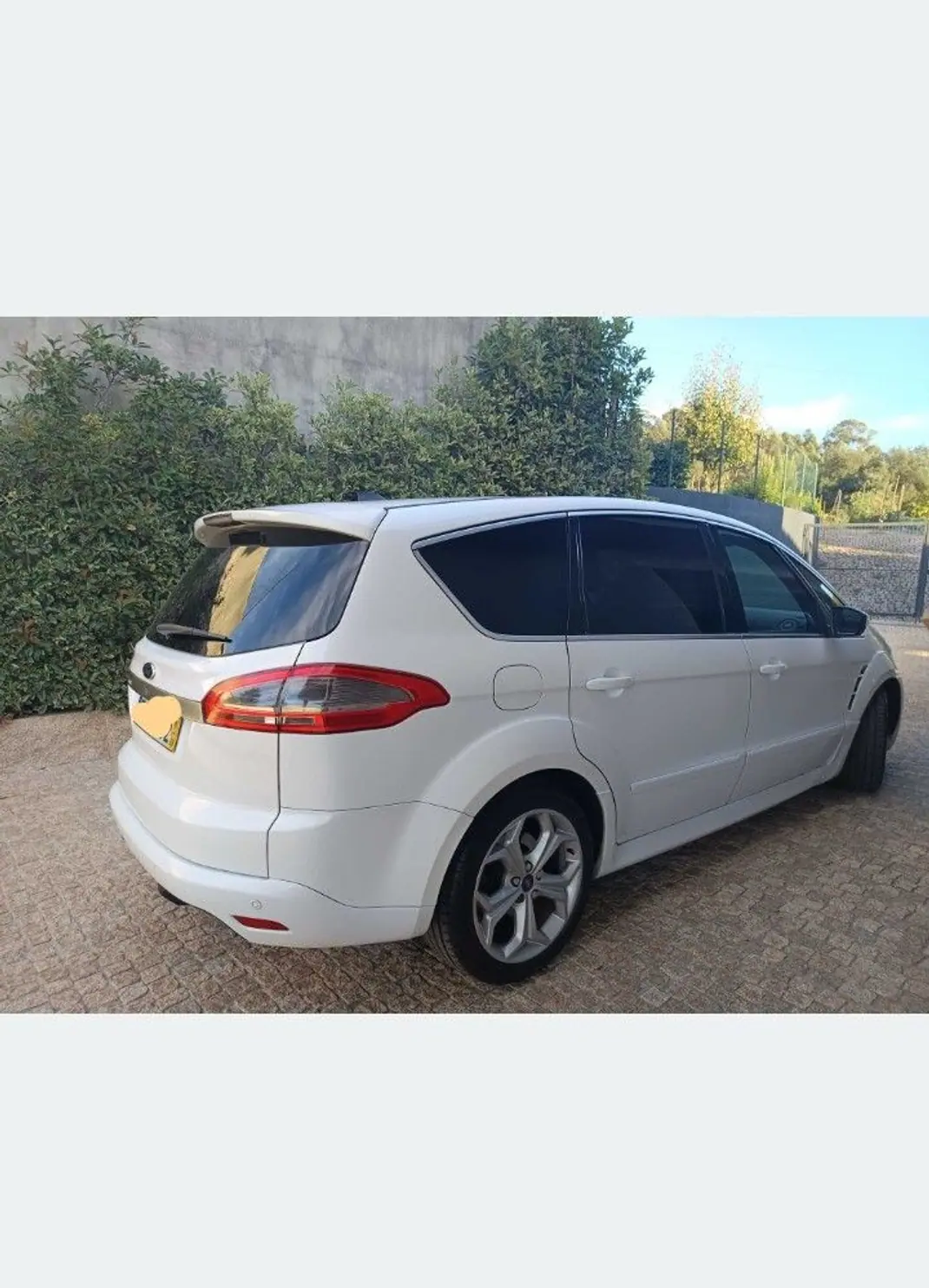 Ford S-Max 2011 - 9690 EUR, 226000 km - 226000km - foto 4 de 4