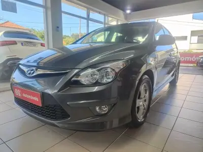 Hyundai i30 2011 - 7250 EUR, 112000 km - AUTO.MOTO.pt - 112000km - foto 32 de 35